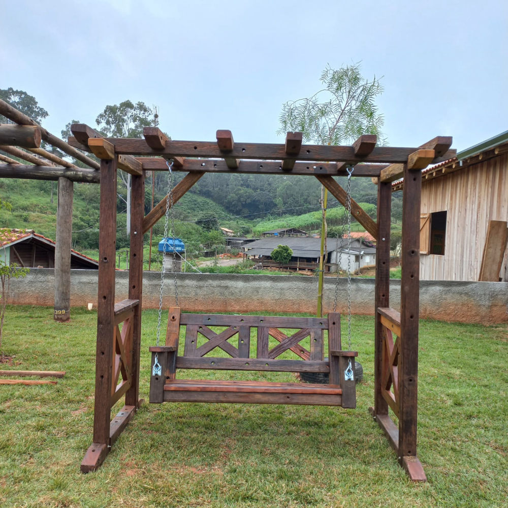 galeria de fotos da empresa moveis rusticos portao na regiao de Jundiai